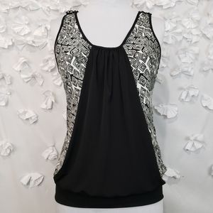 Sushi Flower Racer Back Tank Top NWT Size Medium